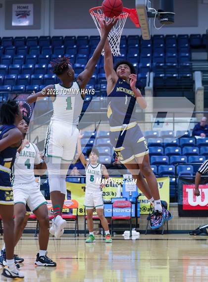 Thumbnail 1 in McKinney vs Waxahachie (Whataburger Classic) photogallery.