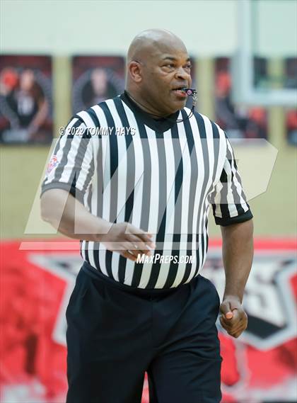 Thumbnail 2 in McKinney vs Waxahachie (Whataburger Classic) photogallery.
