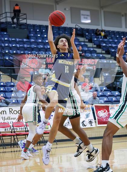 Thumbnail 3 in McKinney vs Waxahachie (Whataburger Classic) photogallery.
