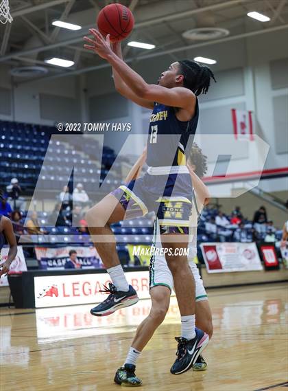 Thumbnail 2 in McKinney vs Waxahachie (Whataburger Classic) photogallery.