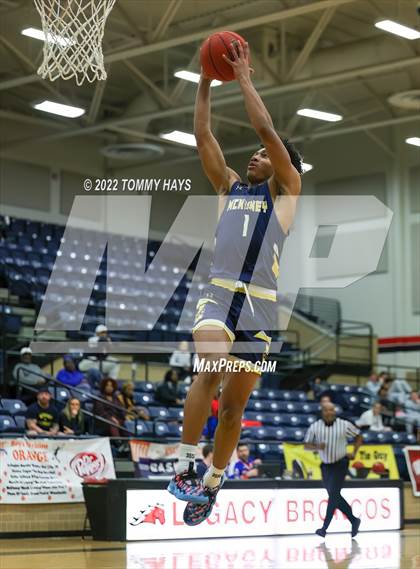Thumbnail 2 in McKinney vs Waxahachie (Whataburger Classic) photogallery.