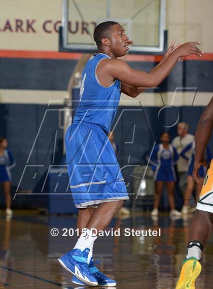 Thumbnail 2 in Sierra vs. Vanden (CIF SJS D3 Playoff) photogallery.