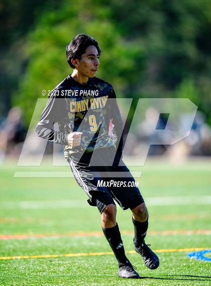Thumbnail 1 in Cindy Avitia vs. Laguna Creek photogallery.
