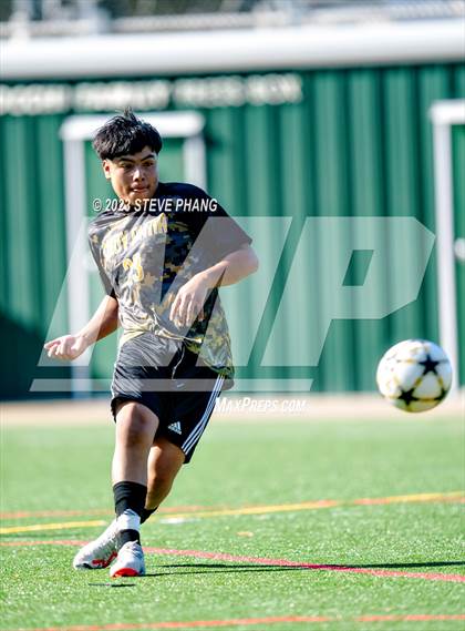 Thumbnail 2 in Cindy Avitia vs. Laguna Creek photogallery.