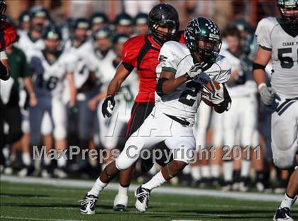 Thumbnail 1 in Cedar Park vs. Lake Travis (4A Region 4 Quarterfinals) photogallery.