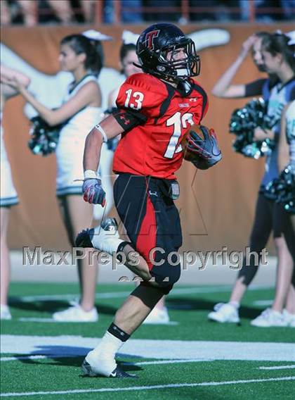 Thumbnail 3 in Cedar Park vs. Lake Travis (4A Region 4 Quarterfinals) photogallery.