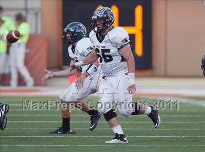 Thumbnail 1 in Cedar Park vs. Lake Travis (4A Region 4 Quarterfinals) photogallery.