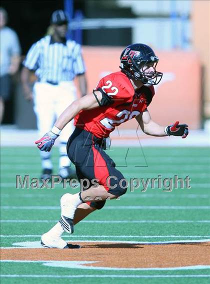 Thumbnail 3 in Cedar Park vs. Lake Travis (4A Region 4 Quarterfinals) photogallery.