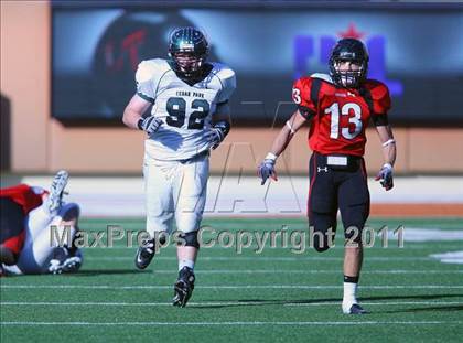 Thumbnail 1 in Cedar Park vs. Lake Travis (4A Region 4 Quarterfinals) photogallery.