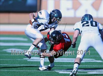 Thumbnail 3 in Cedar Park vs. Lake Travis (4A Region 4 Quarterfinals) photogallery.