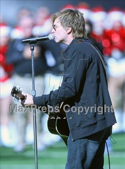 Thumbnail 2 in Cedar Park vs. Lake Travis (4A Region 4 Quarterfinals) photogallery.