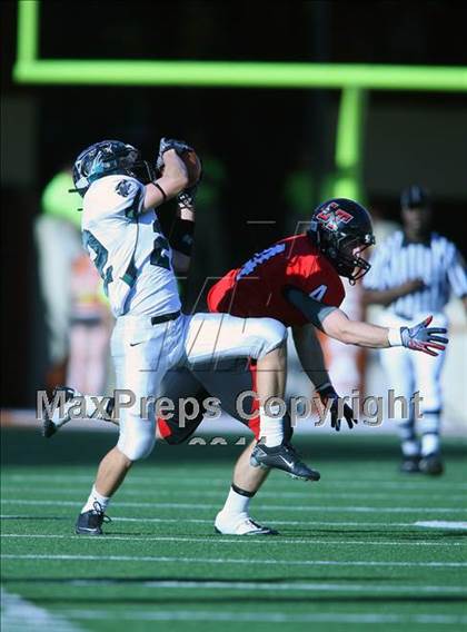 Thumbnail 1 in Cedar Park vs. Lake Travis (4A Region 4 Quarterfinals) photogallery.