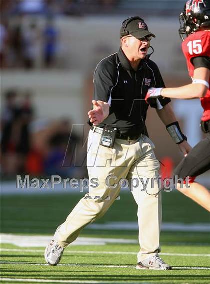 Thumbnail 3 in Cedar Park vs. Lake Travis (4A Region 4 Quarterfinals) photogallery.