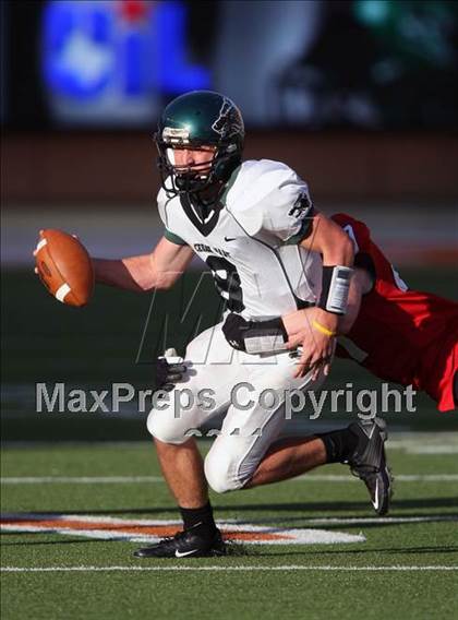 Thumbnail 2 in Cedar Park vs. Lake Travis (4A Region 4 Quarterfinals) photogallery.