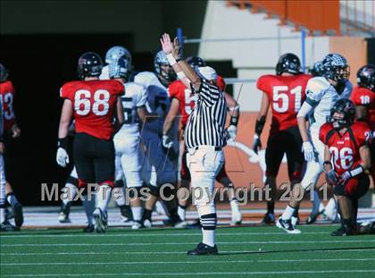 Thumbnail 3 in Cedar Park vs. Lake Travis (4A Region 4 Quarterfinals) photogallery.