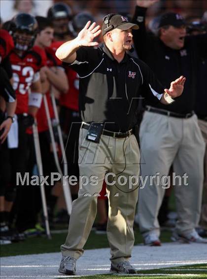 Thumbnail 3 in Cedar Park vs. Lake Travis (4A Region 4 Quarterfinals) photogallery.