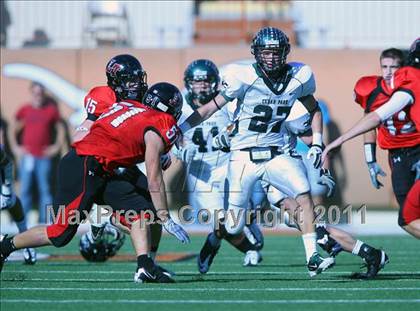 Thumbnail 3 in Cedar Park vs. Lake Travis (4A Region 4 Quarterfinals) photogallery.