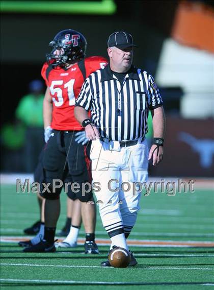 Thumbnail 1 in Cedar Park vs. Lake Travis (4A Region 4 Quarterfinals) photogallery.