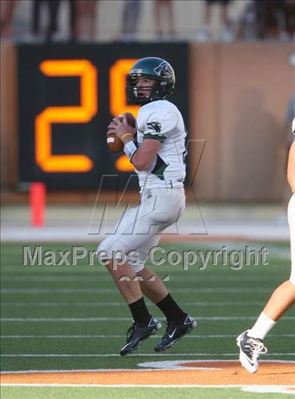 Thumbnail 3 in Cedar Park vs. Lake Travis (4A Region 4 Quarterfinals) photogallery.