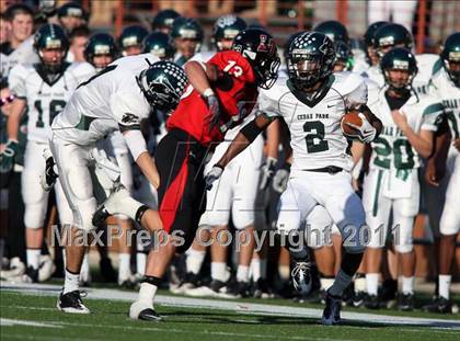 Thumbnail 2 in Cedar Park vs. Lake Travis (4A Region 4 Quarterfinals) photogallery.