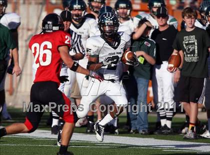 Thumbnail 3 in Cedar Park vs. Lake Travis (4A Region 4 Quarterfinals) photogallery.