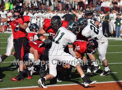 Thumbnail 2 in Cedar Park vs. Lake Travis (4A Region 4 Quarterfinals) photogallery.