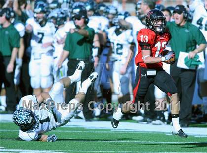 Thumbnail 3 in Cedar Park vs. Lake Travis (4A Region 4 Quarterfinals) photogallery.