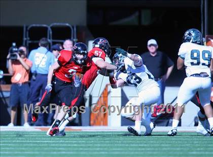 Thumbnail 2 in Cedar Park vs. Lake Travis (4A Region 4 Quarterfinals) photogallery.