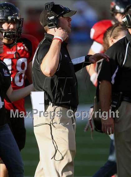 Thumbnail 2 in Cedar Park vs. Lake Travis (4A Region 4 Quarterfinals) photogallery.