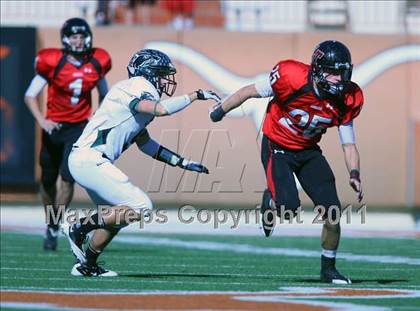 Thumbnail 2 in Cedar Park vs. Lake Travis (4A Region 4 Quarterfinals) photogallery.