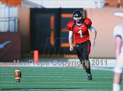 Thumbnail 1 in Cedar Park vs. Lake Travis (4A Region 4 Quarterfinals) photogallery.