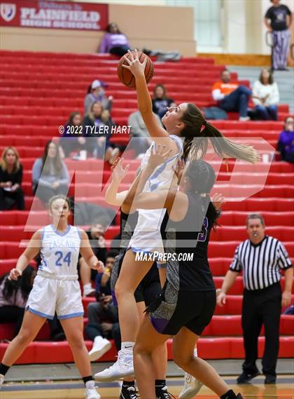 Thumbnail 3 in Cascade vs. Brownsburg (Hendricks County Tournament) photogallery.