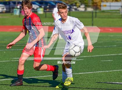 Thumbnail 2 in Livonia vs Hornell (NYSPHSAA Section V Class B1 Final) photogallery.