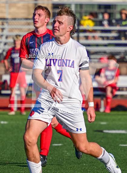 Thumbnail 2 in Livonia vs Hornell (NYSPHSAA Section V Class B1 Final) photogallery.