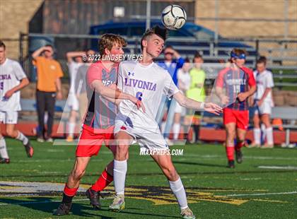 Thumbnail 1 in Livonia vs Hornell (NYSPHSAA Section V Class B1 Final) photogallery.