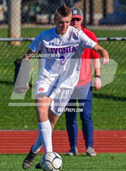 Thumbnail 2 in Livonia vs Hornell (NYSPHSAA Section V Class B1 Final) photogallery.
