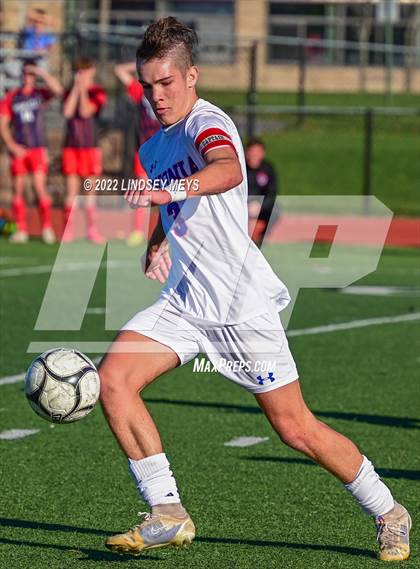 Thumbnail 2 in Livonia vs Hornell (NYSPHSAA Section V Class B1 Final) photogallery.