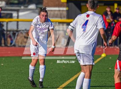 Thumbnail 1 in Livonia vs Hornell (NYSPHSAA Section V Class B1 Final) photogallery.