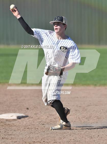 Thumbnail 3 in Whitewright vs Paradise (Pottsboro Tournament) photogallery.