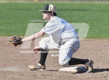 Thumbnail 3 in Whitewright vs Paradise (Pottsboro Tournament) photogallery.