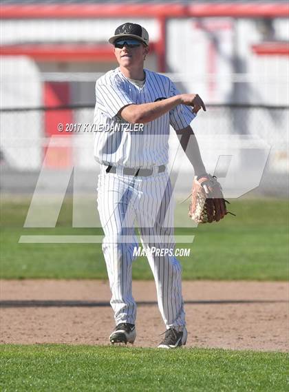 Thumbnail 1 in Whitewright vs Paradise (Pottsboro Tournament) photogallery.
