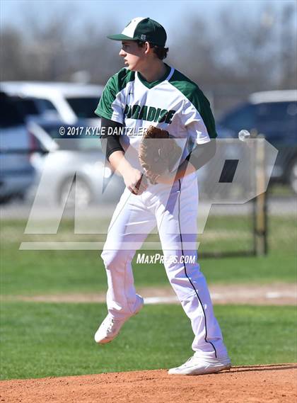 Thumbnail 1 in Whitewright vs Paradise (Pottsboro Tournament) photogallery.