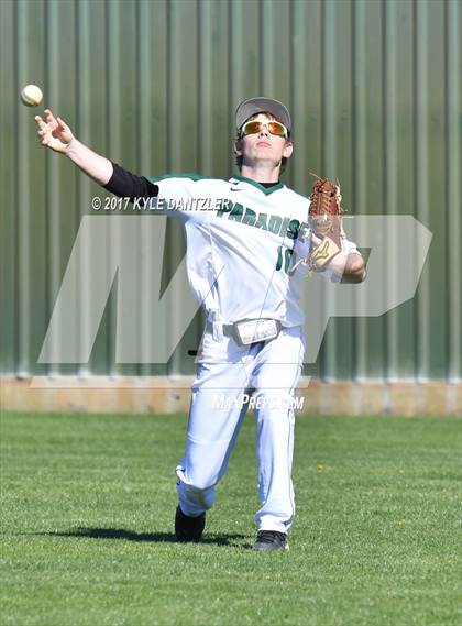 Thumbnail 3 in Whitewright vs Paradise (Pottsboro Tournament) photogallery.