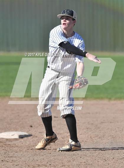 Thumbnail 1 in Whitewright vs Paradise (Pottsboro Tournament) photogallery.