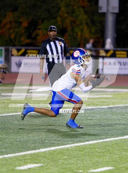 Thumbnail 1 in Folsom @ Del Oro photogallery.