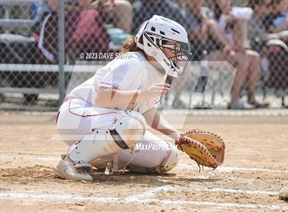Thumbnail 2 in Independence vs Davenport West (West Delaware Invitational) photogallery.