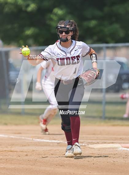 Thumbnail 3 in Independence vs Davenport West (West Delaware Invitational) photogallery.