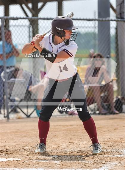 Thumbnail 3 in Independence vs Davenport West (West Delaware Invitational) photogallery.