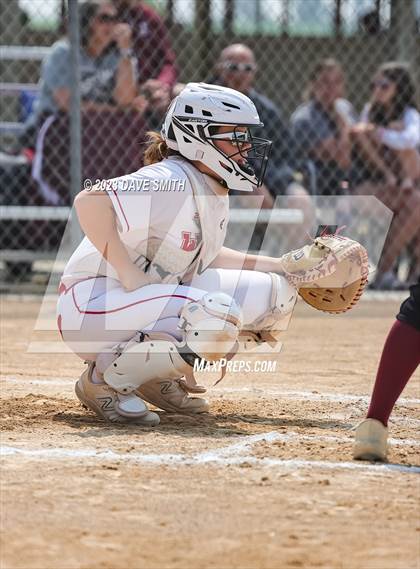 Thumbnail 3 in Independence vs Davenport West (West Delaware Invitational) photogallery.