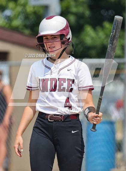 Thumbnail 3 in Independence vs Davenport West (West Delaware Invitational) photogallery.
